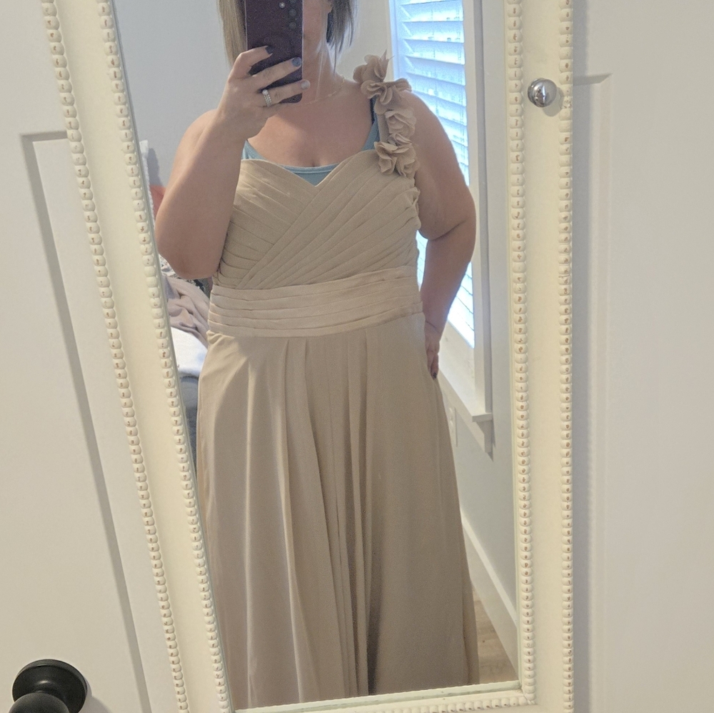 NWT One-Shoulder Dress - Picture 6 of 7